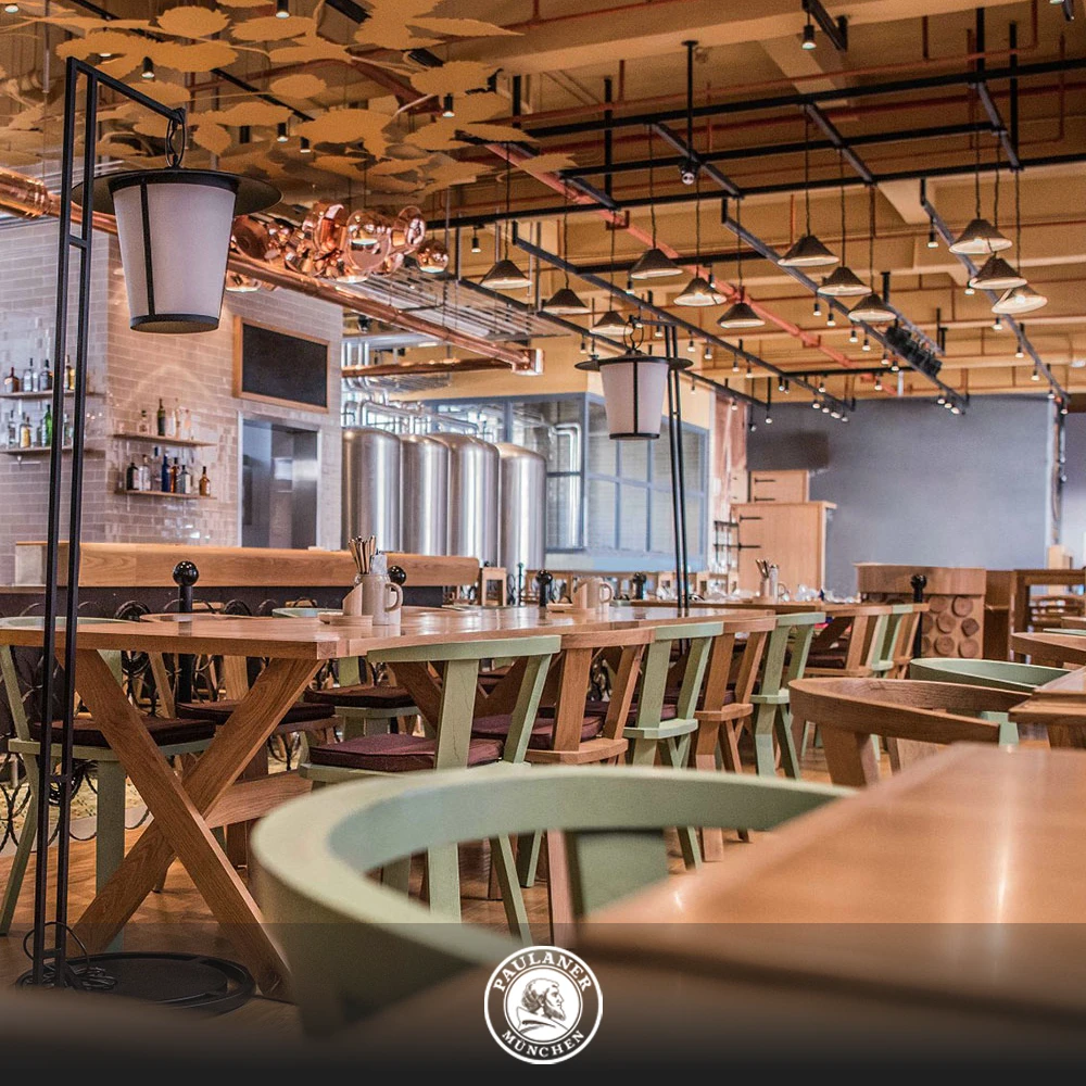 Paulaner Br&auml;uh&auml;user &mdash; international selection