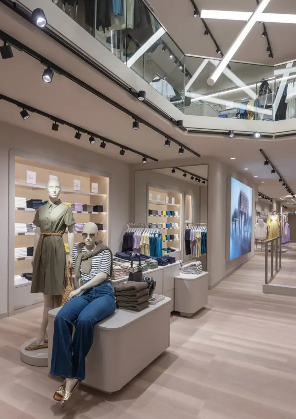 s.Oliver Stores &mdash; Munich, Cologne, Hamburg, Frankfurt, DE