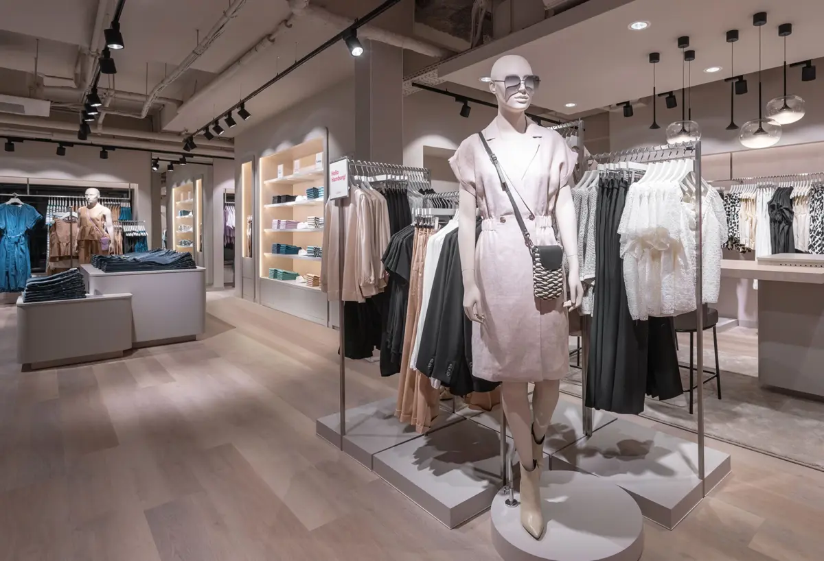 s.Oliver Stores &mdash; Munich, Cologne, Hamburg, Frankfurt, DE