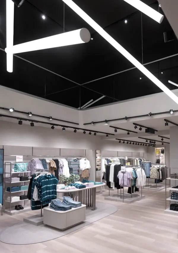 s.Oliver Stores &mdash; Munich, Cologne, Hamburg, Frankfurt, DE