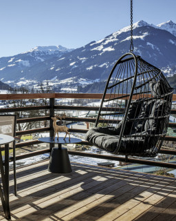 GRAND TIROLIA KITZB&Uuml;HEL⁠
⁠
Sit back and enjoy the impressive mountain panorama. The different room types at the Grand Tirolia Kitzb&uuml;hel offer the right setting for every guest, whether couples, singles, families, or small groups. ⁠
⁠
@grandtirolia⁠
⁠
Design by Kitzig Interior design⁠
Fotos: Dorint / Ydo Sol⁠
⁠
⁠
#interiordesign #design #architecture #hotelconsulting #hotelbrand #hotelinvest #hoteldevelopment #hospitality #revitalisation #hoteldesign #interior #lifestyle #luxury #project #travelinspiration #luxurytravelling #relax #luxurylifestyle #suite #designhotel #grandtirolia