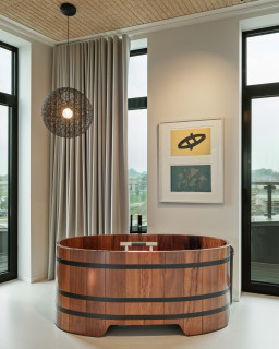 PENTHOUSE OPEN BATH⁠
⁠
The Nordic penthouse pursues a consistently open-plan concept. Even the bathroom flows seamlessly into the work and living areas.⁠
⁠
Design by Kitzig Interior Design⁠
Photos: anna.nordlys⁠
⁠
#kitzigdesignstudios #kitziginteriordesign #interiordesign #designconcept #penthouse #penthousedesign #luxuryliving #realestate #dreamhome #newhome⁠
⁠
⁠