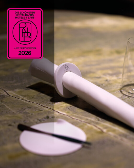 LA VIE BY THOMAS B&Uuml;HNER D&Uuml;SSELDORF⁠
⁠
We are delighted to have received yet another award for @laviebythomasbuehner_dus from Callwey Verlag. The jury selected a total of 67 outstanding gastronomic interior design concepts, which are featured in the newly published yearbook *Die sch&ouml;nsten Restaurants, Hotels & Bars 2026*.⁠
⁠
⁠
@laviebythomasbuehner⁠_dus⁠
@thomasbuehner⁠
⁠
Design by Kitzig Interior Design⁠
Photos: Marvin Schwienheer⁠
⁠
⁠
#kitzigdesignstudios #kitziginteriordesign #awardwinner #finedining #thomasbuehner #restaurantdesign #award2026 #callwey #starkitchen #bestrestaurantdesign⁠
⁠