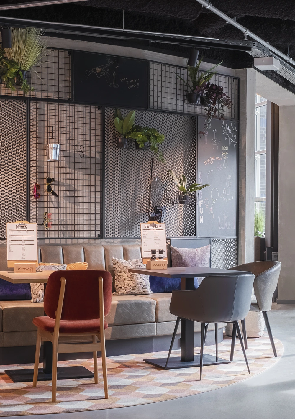 Moxy Hotels &mdash; international & national selection AT, DE, NL