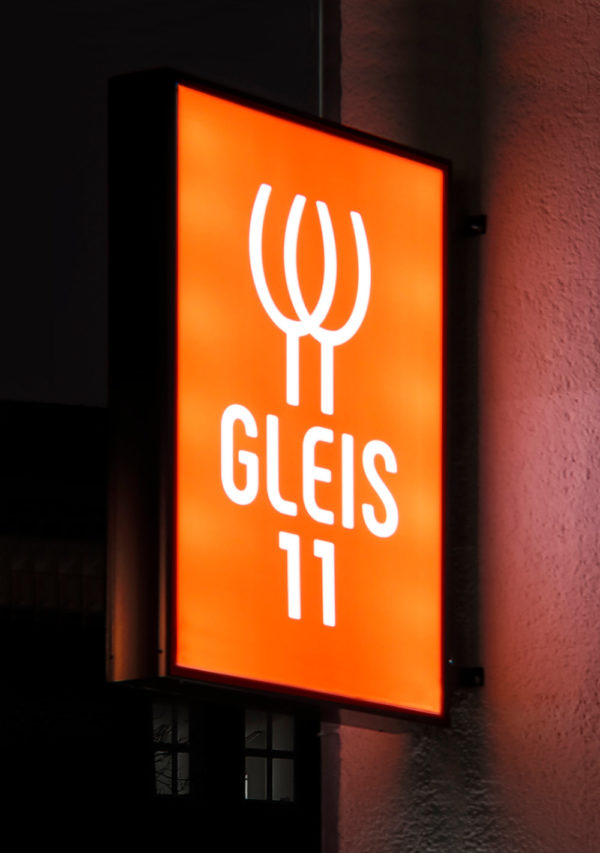 Gleis 11 Bar — Mercure Berlin Mitte, DE