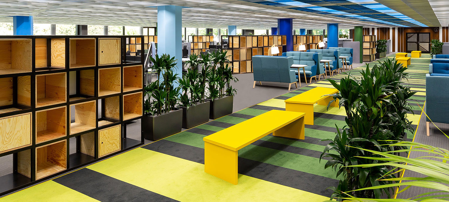 Internet Services AG — Essen, DE