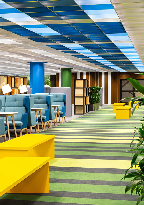 Internet Services AG — Essen, DE