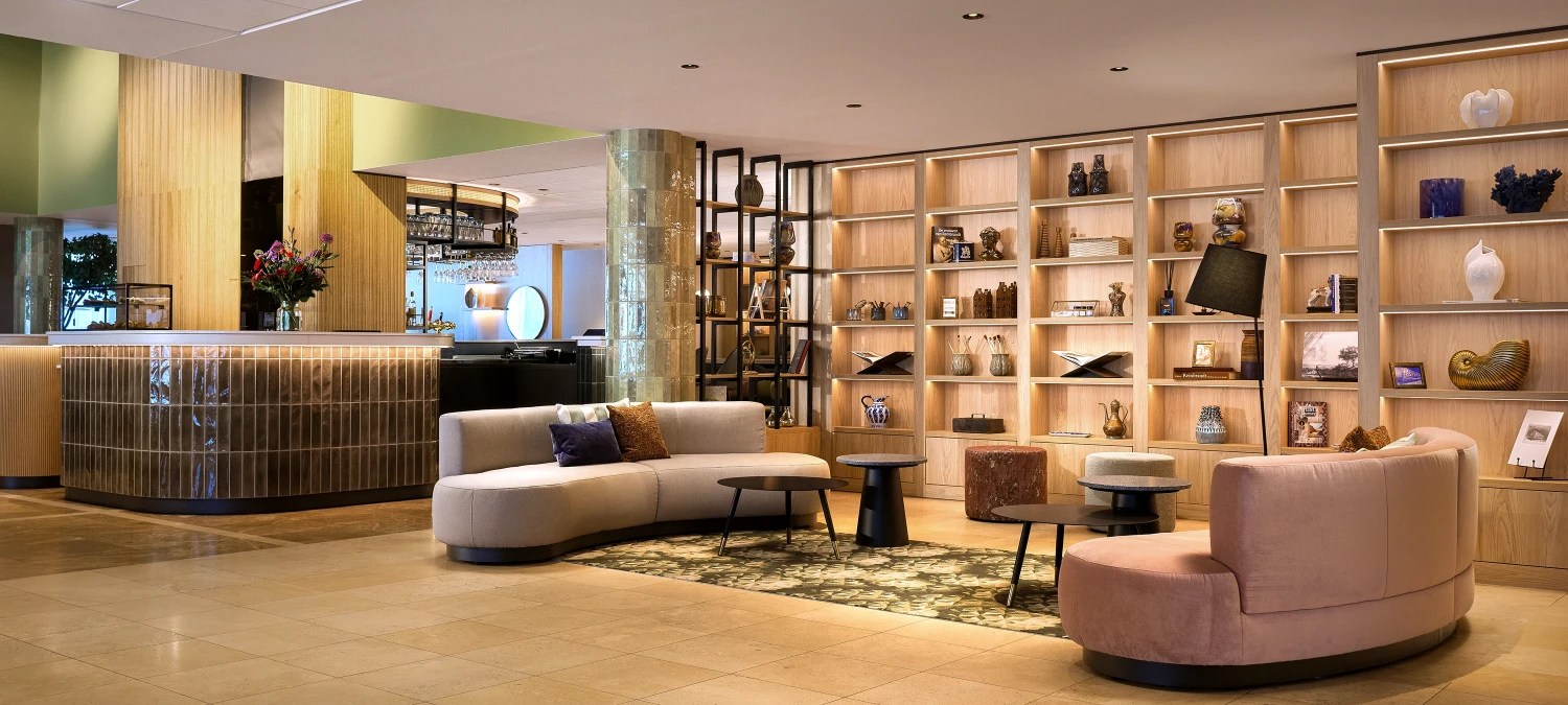 Hilton Garden Inn Hotel — Selection