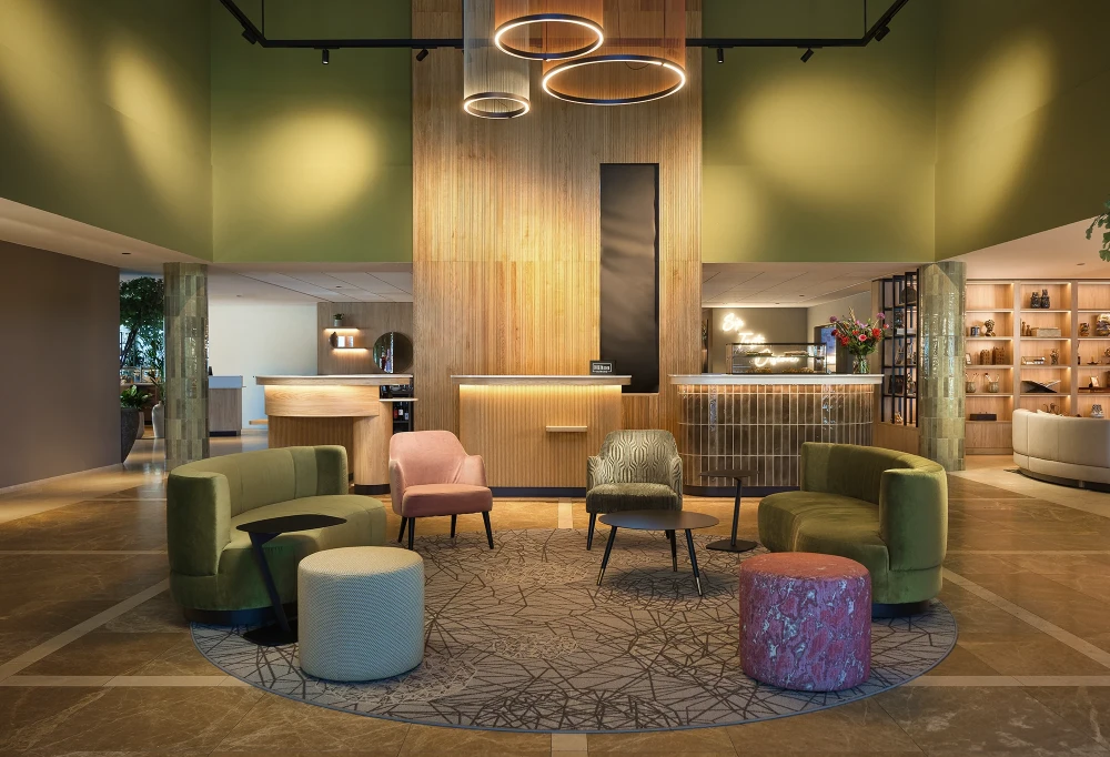 Hilton Garden Inn Hotel — Selection
