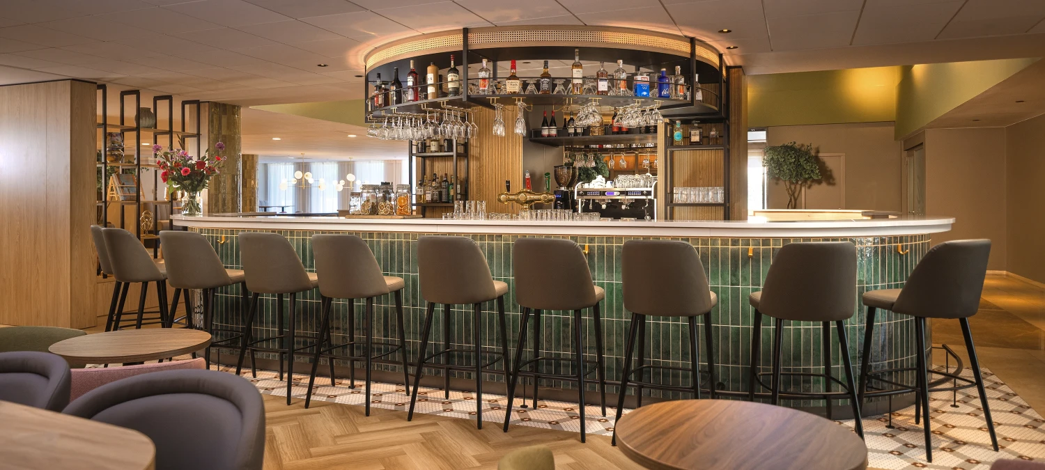 Hilton Garden Inn Hotel — Selection