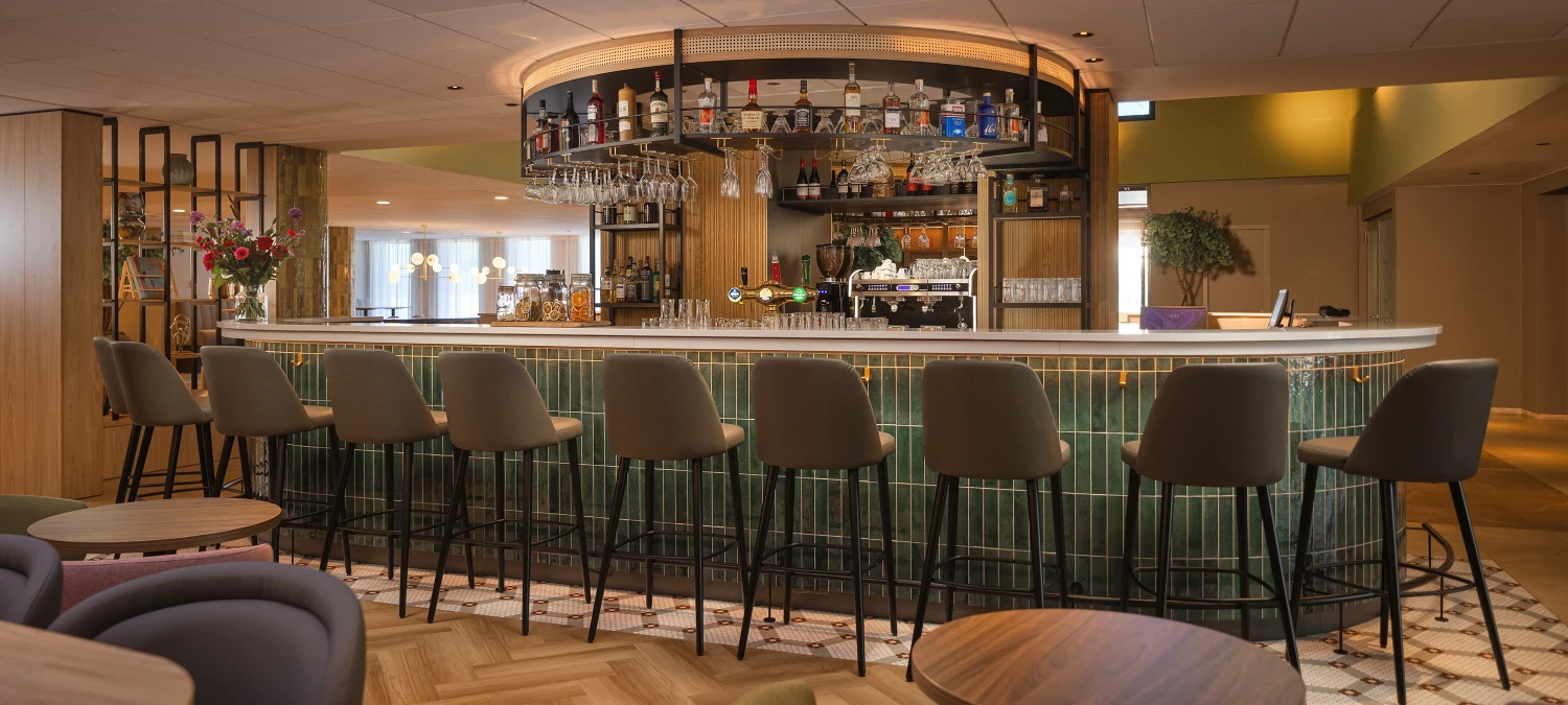 Hilton Garden Inn Hotel — Selection