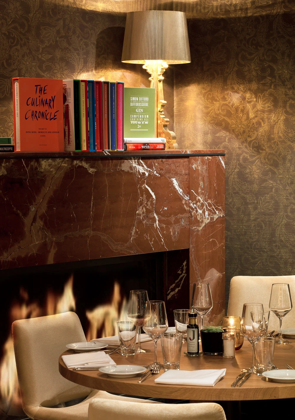 GOP Variet&eacute; Theater &mdash; Selection, DE