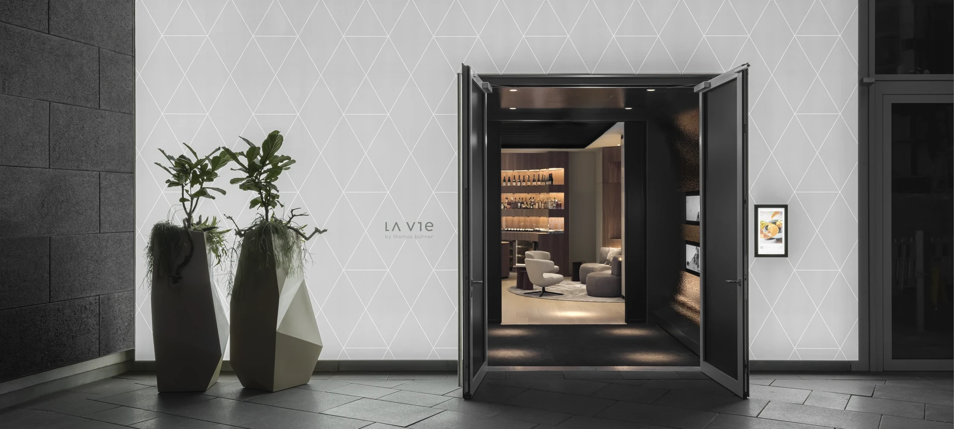 La Vie by Thomas B&uuml;hner &mdash; D&uuml;sseldorf, DE