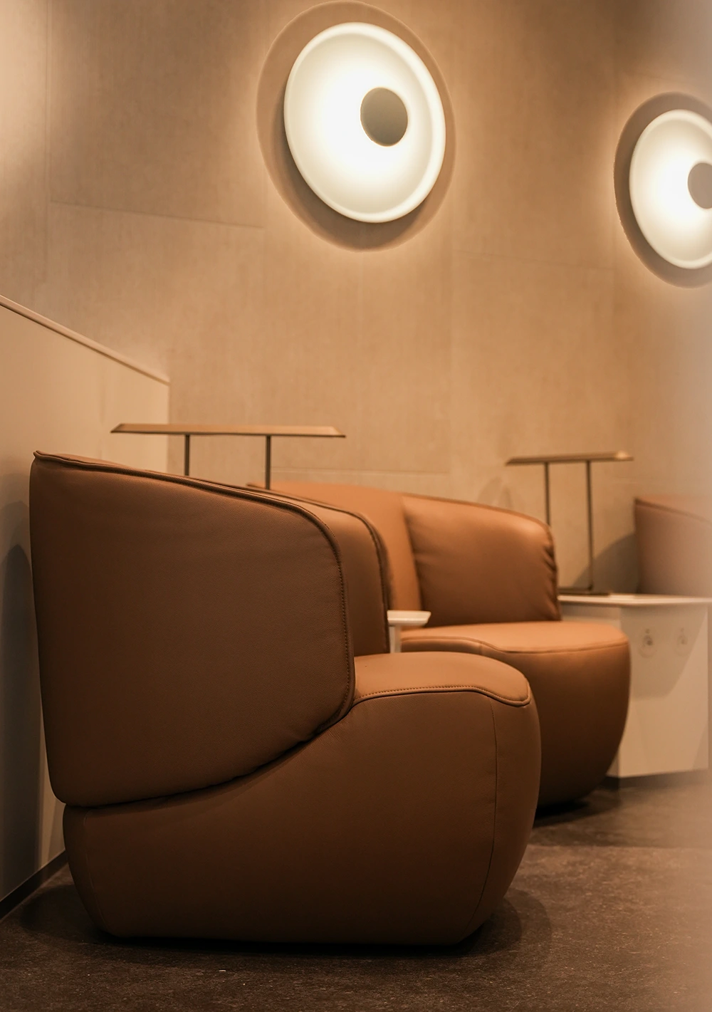 Lufthansa Lounges &mdash; international & national selection DE, GB, IT, US