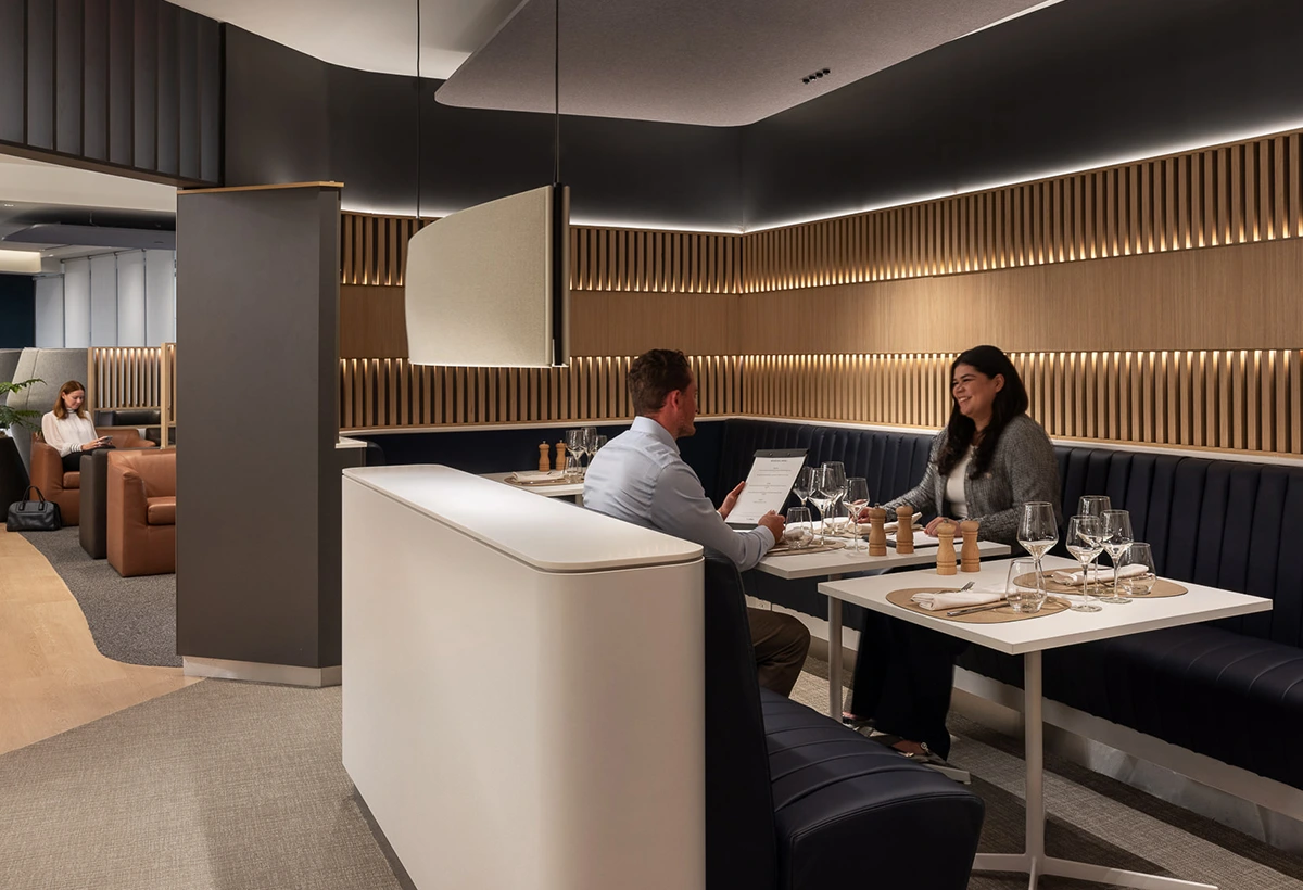 Lufthansa Lounges &mdash; international & national selection DE, GB, IT, US